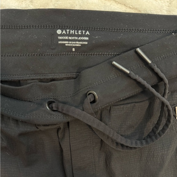 Athleta Trekkie North Jogger in Black - Picture 6 of 6